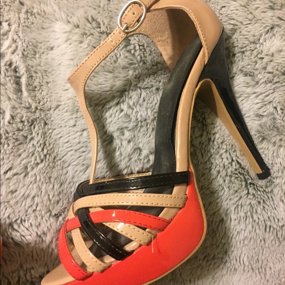 Material Girl High Heels 👠 - Picture 6 of 8